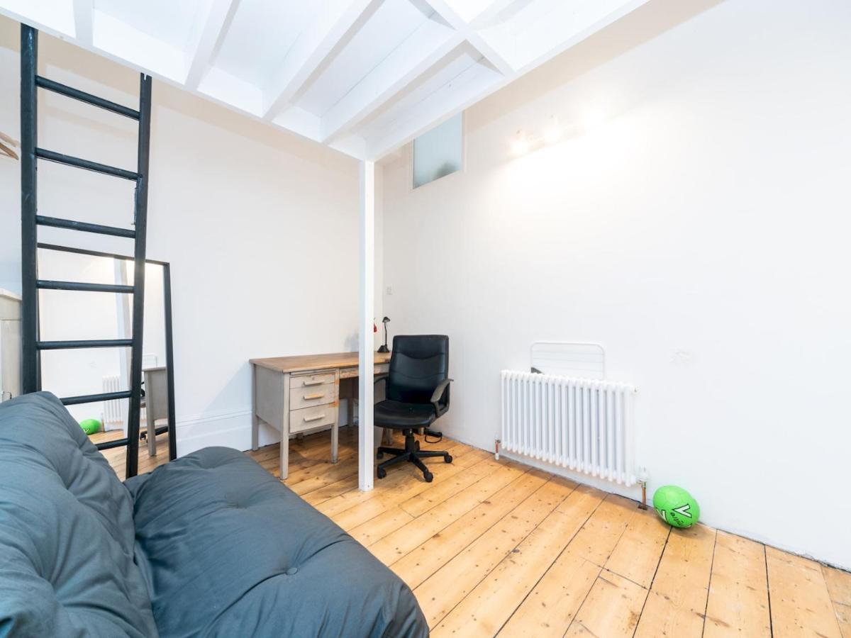 Apartment Pass The Keys Rustic And Quirky Flat In Charming Charlton Village