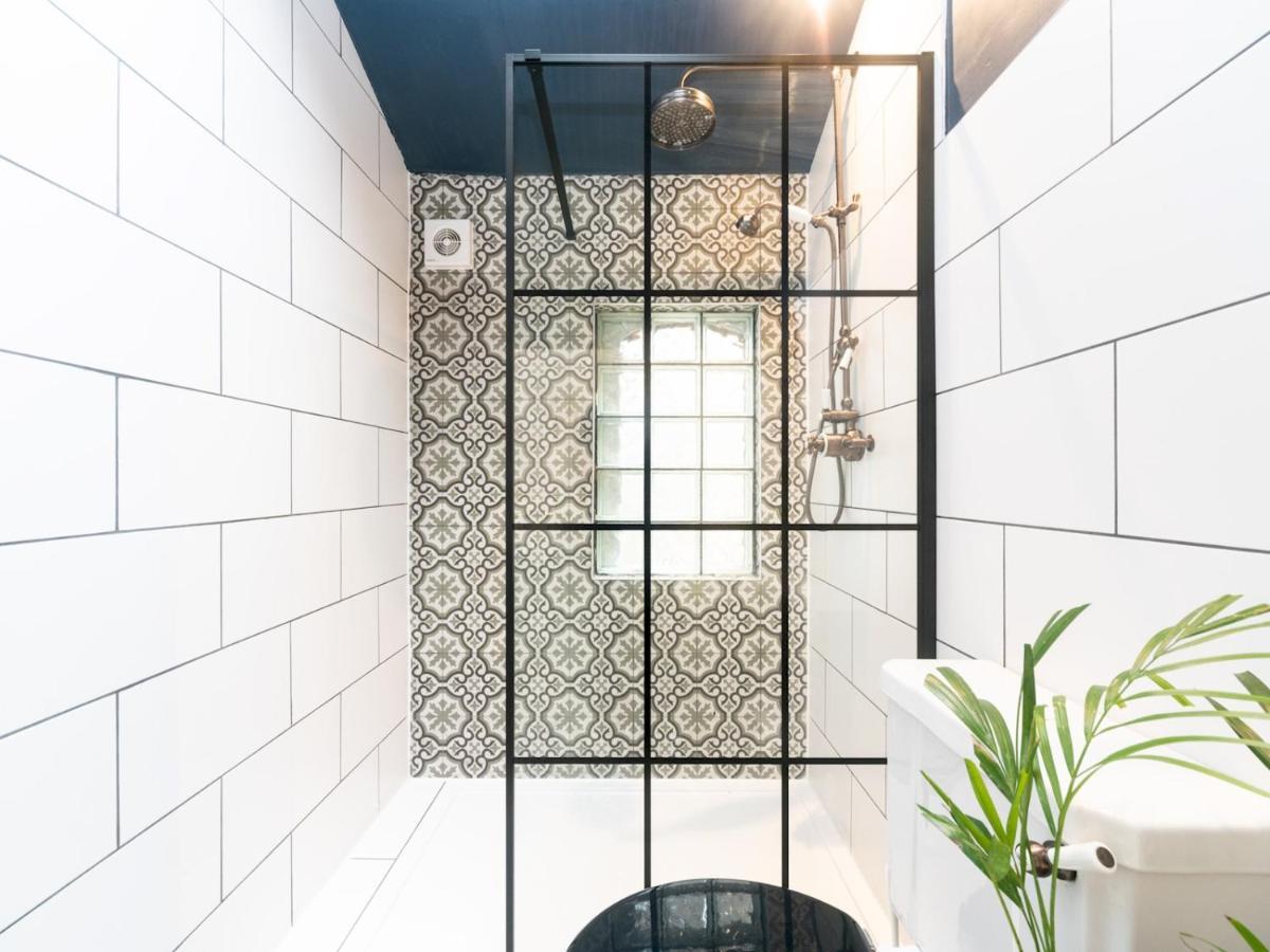 Pass The Keys Rustic And Quirky Flat In Charming Charlton Village Apartment London