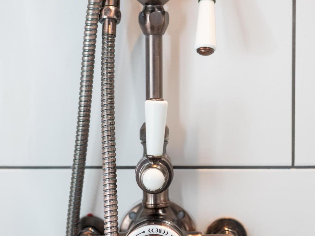 Pass The Keys Rustic And Quirky Flat In Charming Charlton Village * London